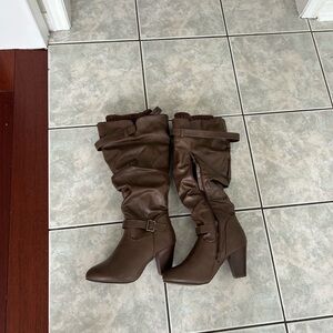 Ardene Brown Slouchy Heeled Boots
